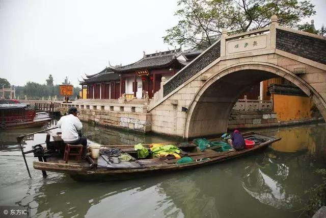 尽快推动长期护理保险制度落地实施 把这项民心工程 好事办好 实事办实
